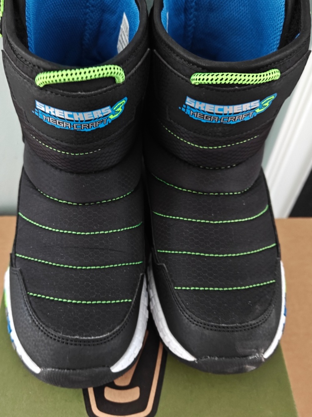 Skechers Unisex-Child Mega-Craft Boots Size 3